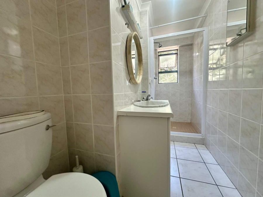 To Let 3 Bedroom Property for Rent in St James Western Cape